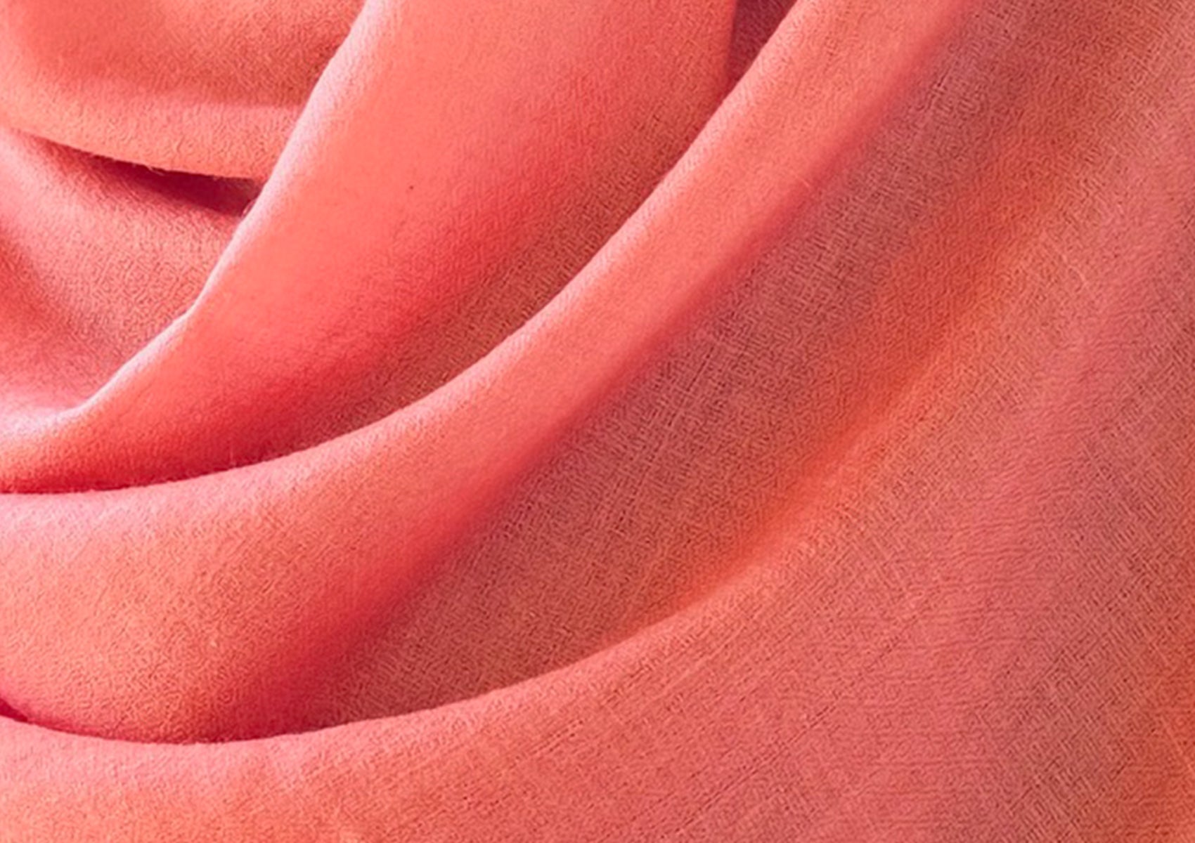 LAKSHMI SUPREME - Authentic Pashmina Meditation Shawl - Coral