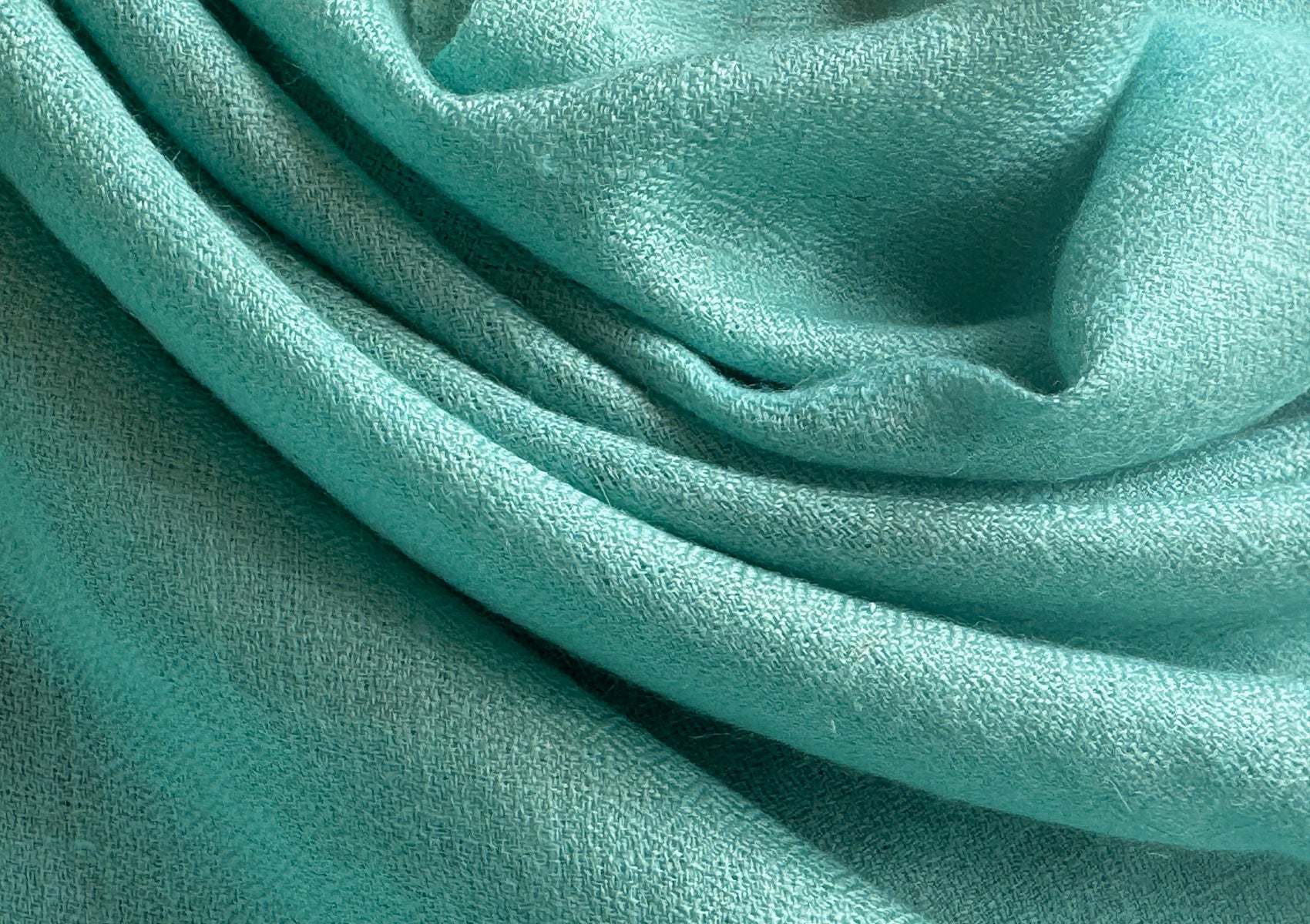 LAKSHMI SUPREME - Authentic Pashmina Meditation Shawl - Aqua