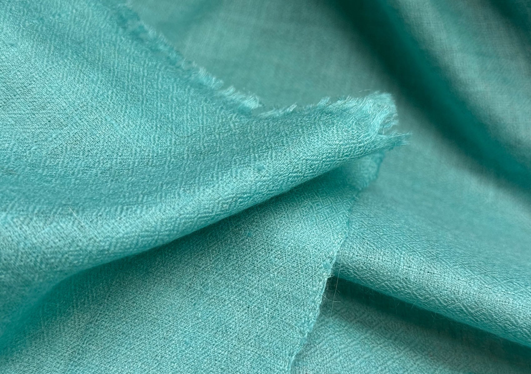 LAKSHMI SUPREME - Authentic Pashmina Meditation Shawl - Aqua